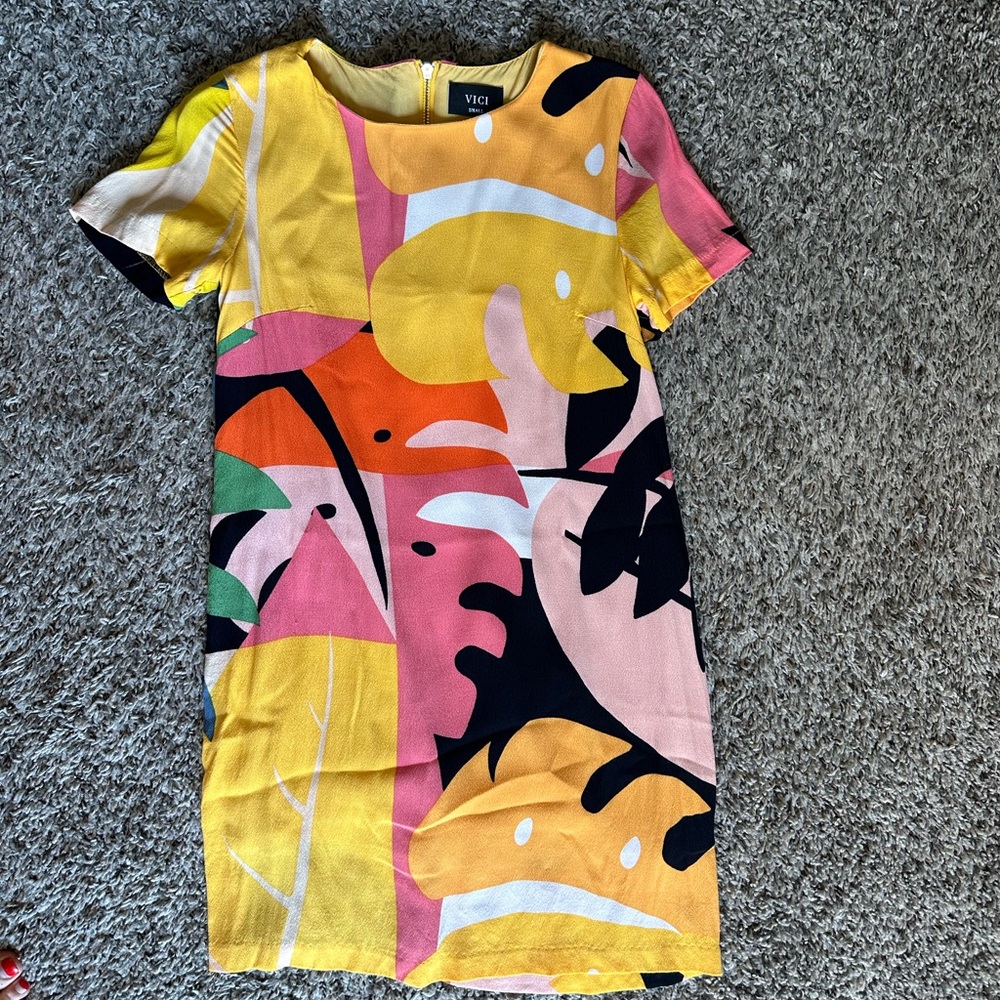 Vibrant Abstract Print‎ Dress Sheath Vici size Small